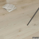 MWF-YLX-124 Champagne Oak Laminated Wooden Flooring Interior Application