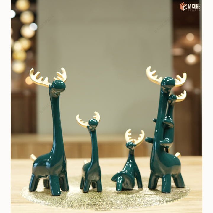 Reindeer Family - Bring their charm of close family